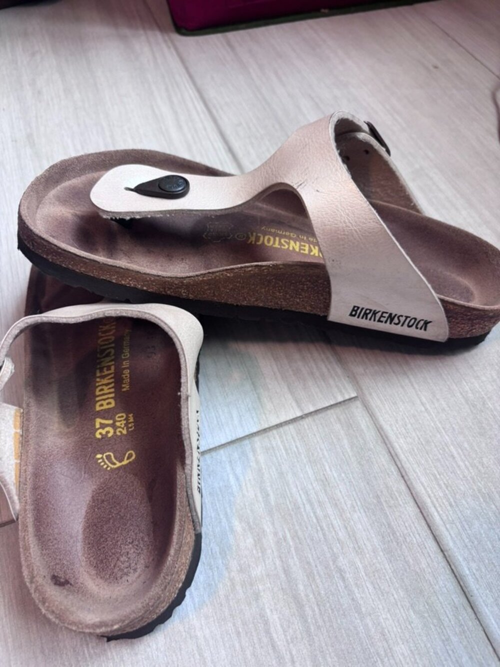 Birkenstock Women's Gizeh Sandal Marked EU 37 Pearl Color